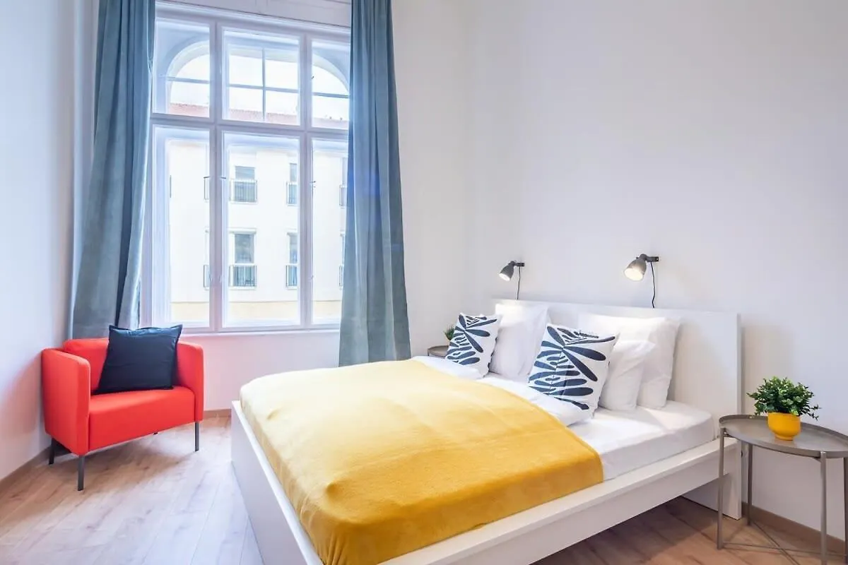 Very Central - Large Ac Studio Budapeste